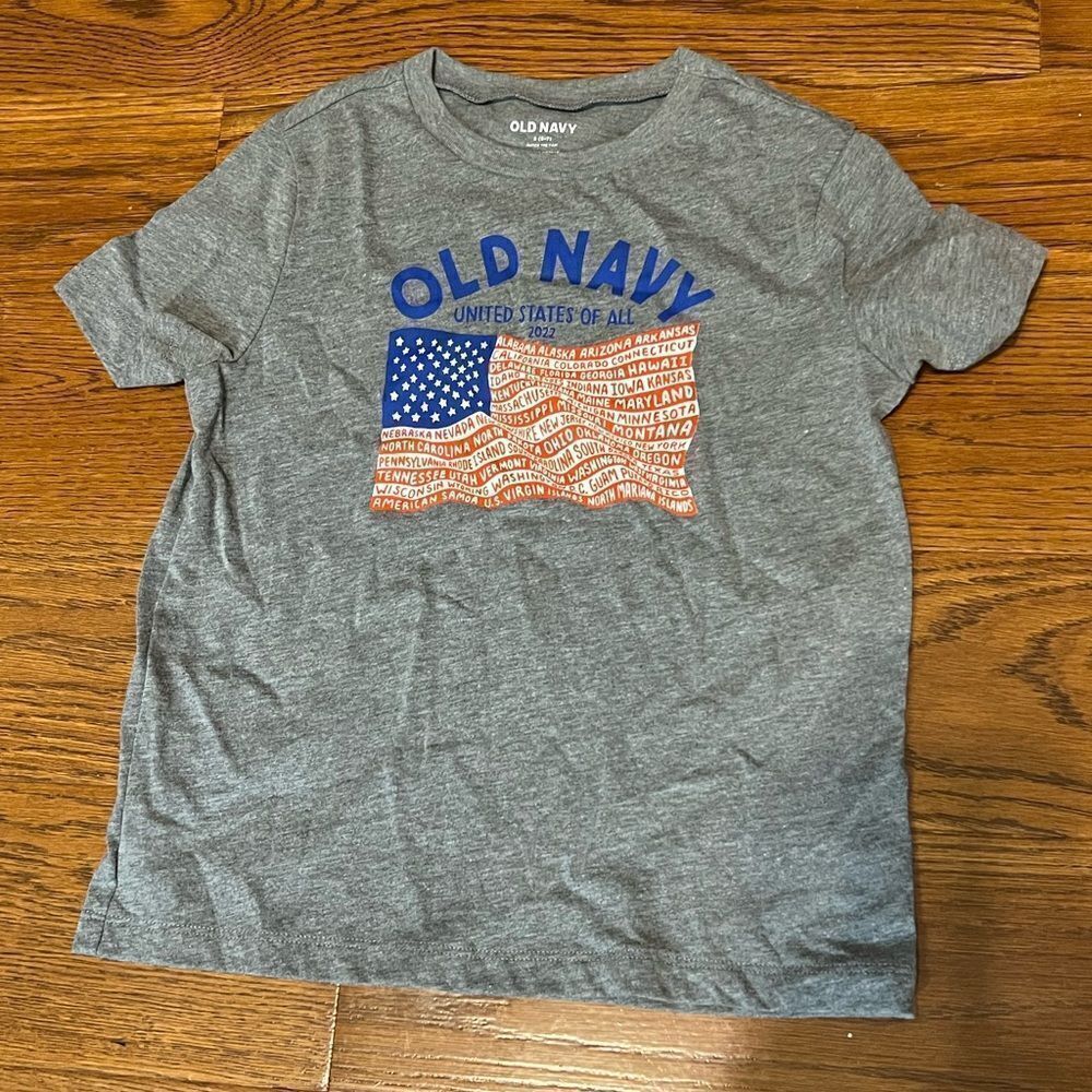 Old Navy size 6-7 flag with states t ahirt